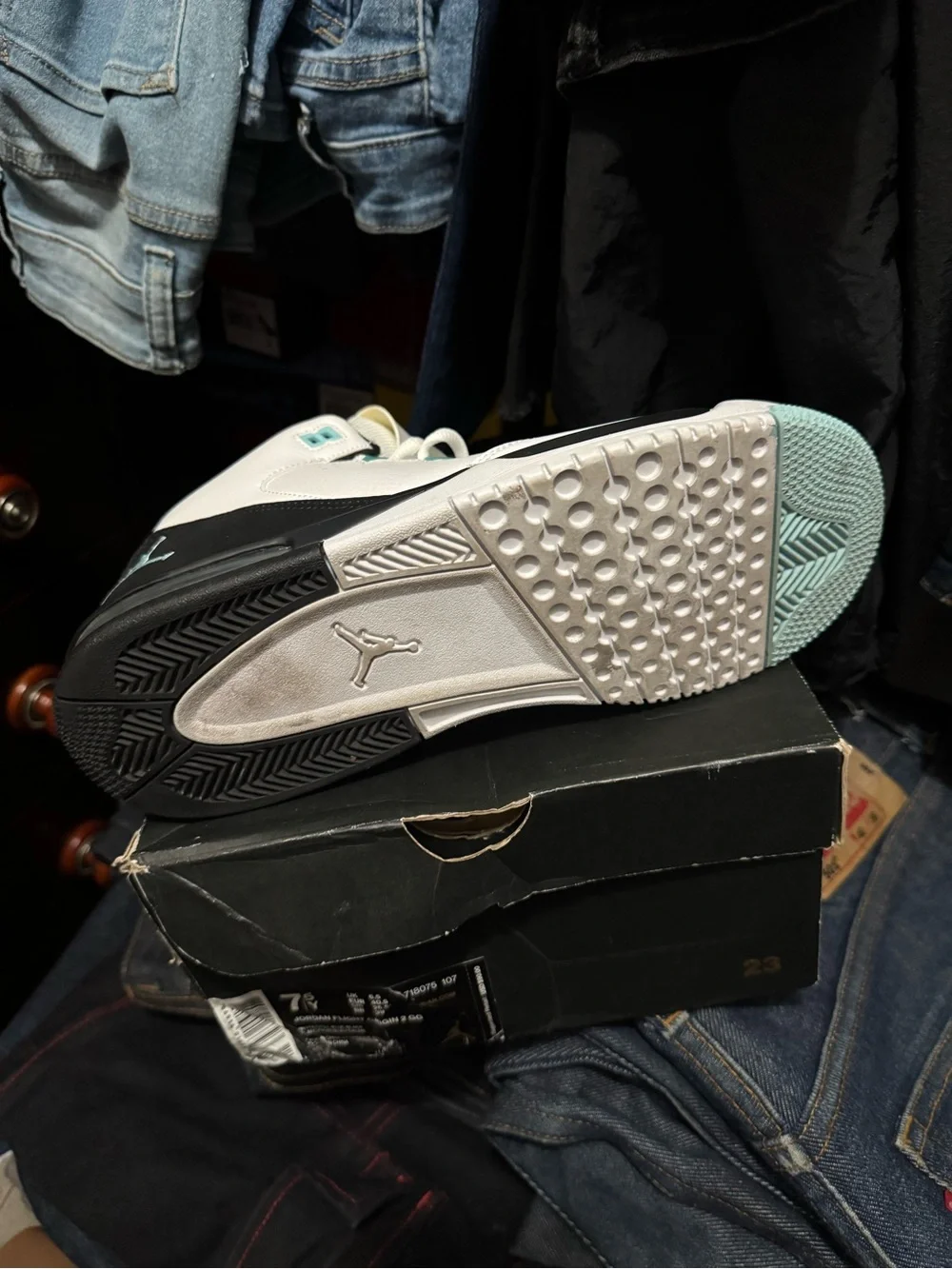 Jordan Youth Sneakers in White and Teal